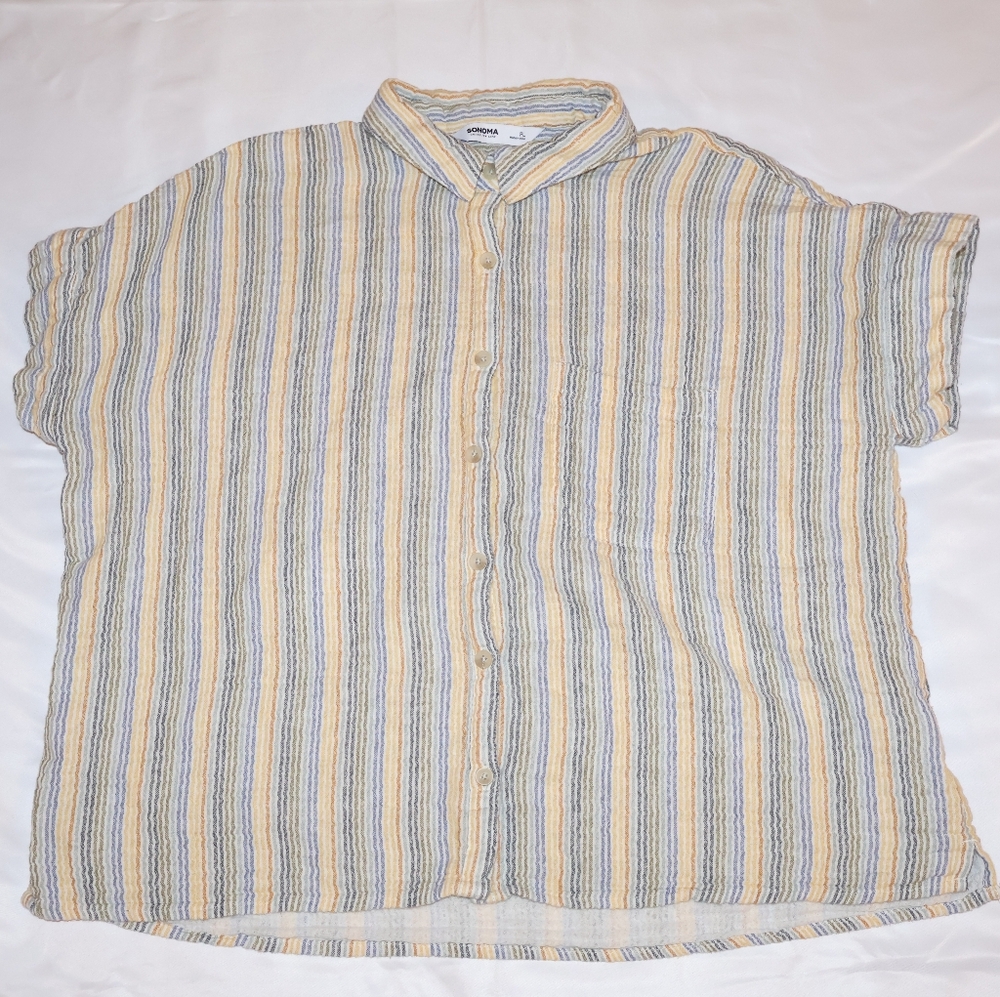Sonoma Multicolored Button Up Shirt with Pocket.